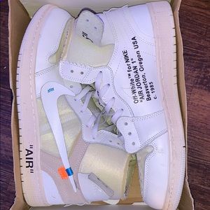 OFF-WHITE X AIR JORDAN 1 RETRO HIGH OG